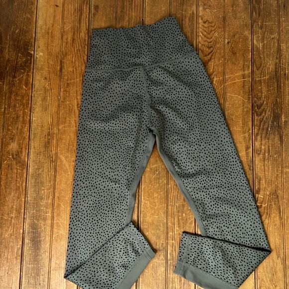 Women’s All Fenix moss green legging high rise size xsmall - Picture 6 of 8